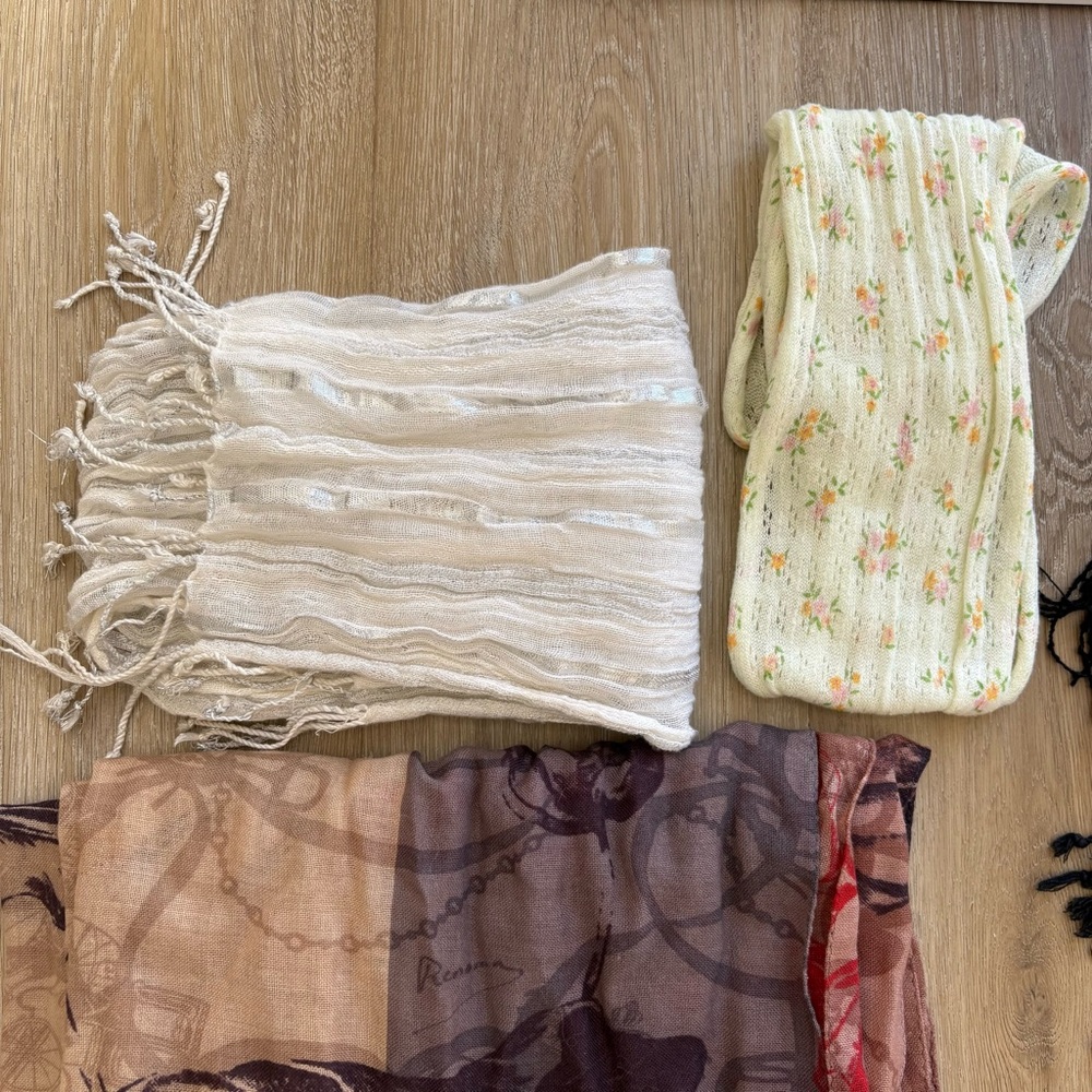 Scarf Collection - Picture 5 of 7